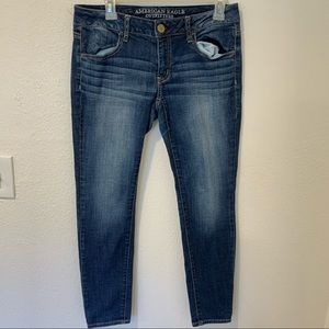 American Eagle Super Stretch Jegging size 6